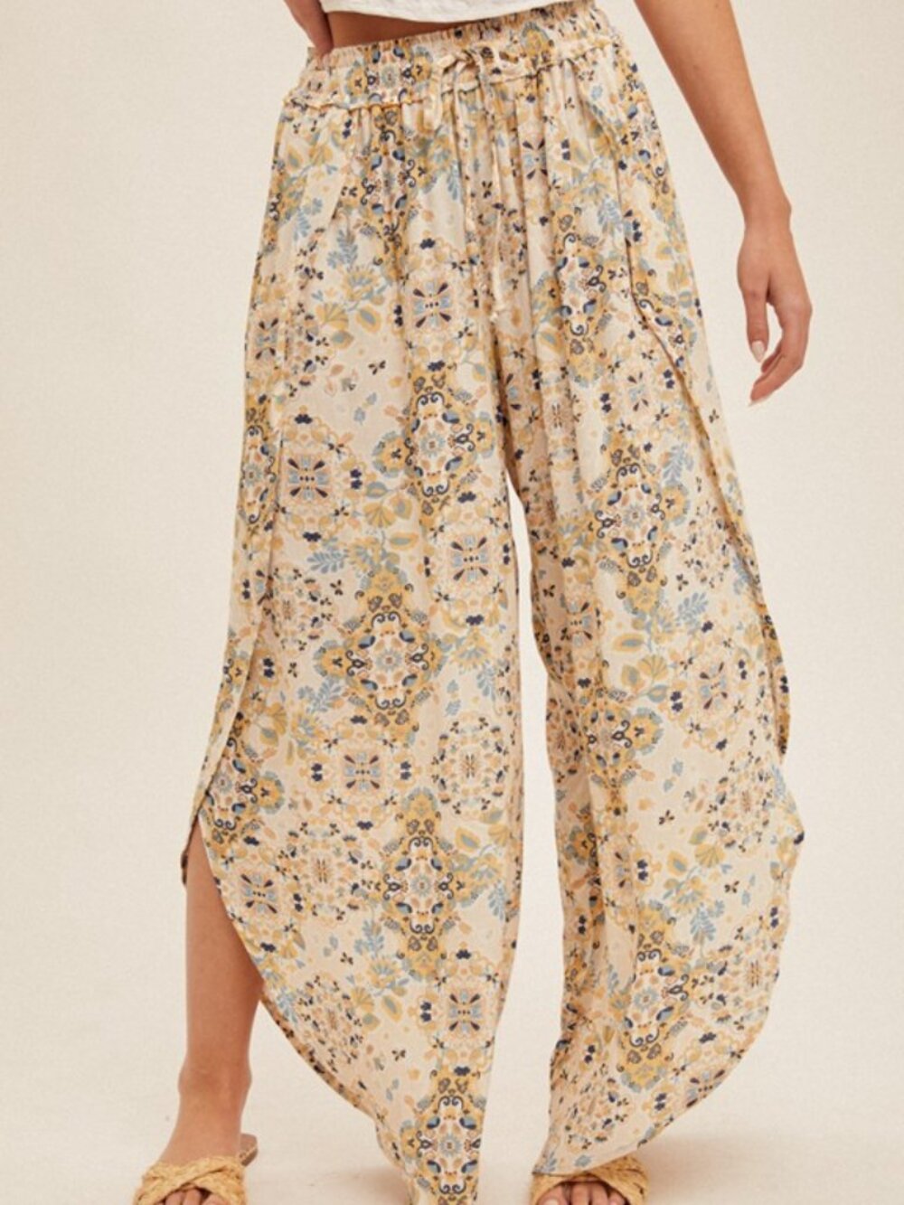 NWT Boutique: Hem & Thread Mosaic Printed Tulip Hem Pants in Taupe - 100% Cotton - Picture 5 of 7